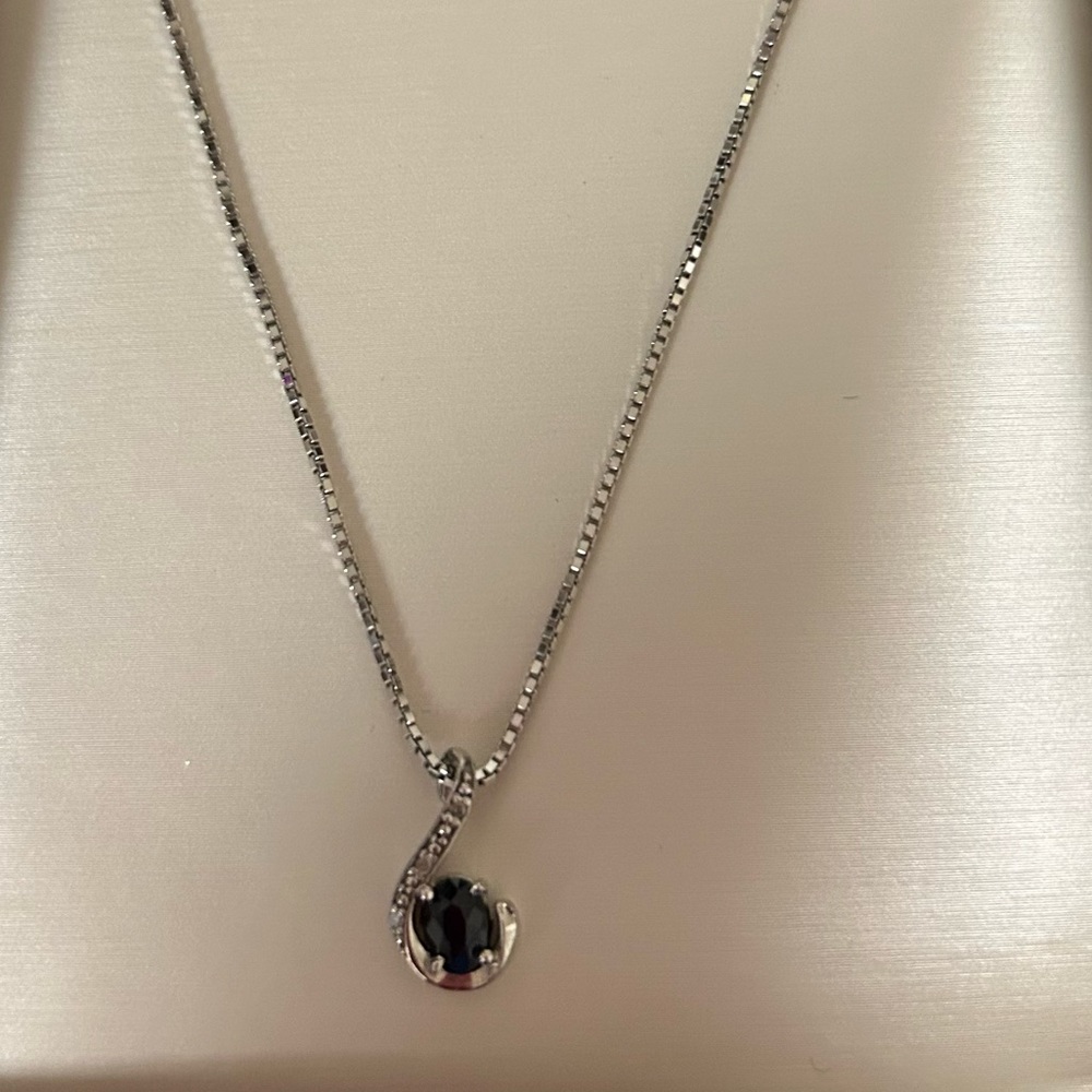 Sapphire - Solid 10k setting & 14k Chain - Great Gift!